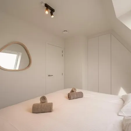 Stylish With Spacious Terrace * ミデルケルケ
