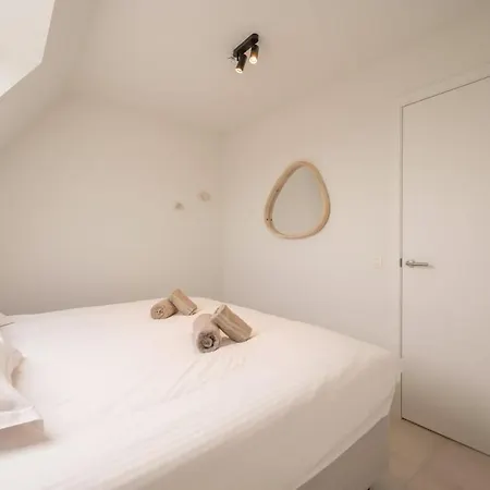 Stylish With Spacious Terrace * ミデルケルケ