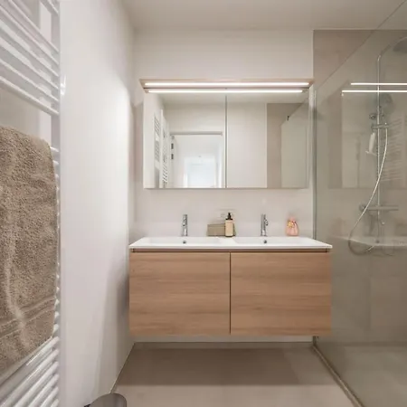Stylish With Spacious Terrace アパート ミデルケルケ