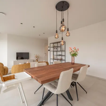 Stylish With Spacious Terrace アパート ミデルケルケ